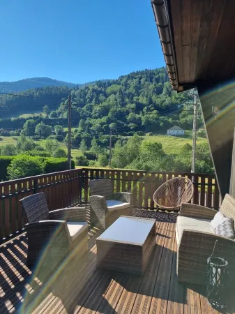 Chalet Hautes Vosges Bussang 500m du Théâtre du Peuple Clos sur 1200m2