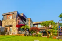 Gapyeong Hillhouse Pension Hotels in Gapyeong-gun