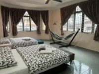 Dino House Hotels near Perak Hydro Building