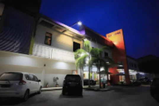 Sabrina Paninsula のホテル