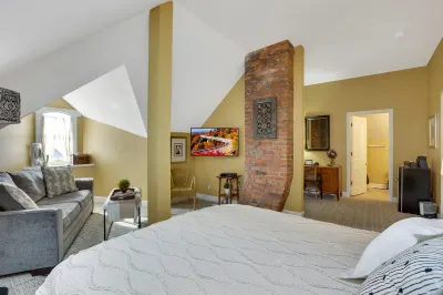50 Lincoln Short North B&B Hotels in 