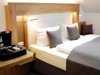 Hotel am Martinsberg Hotels in Andernach