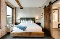 Hotel Crosby
