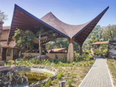 Serendipity Lakes and Resorts Hotels in Tamia