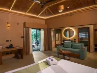 Klov Resort & Spa Отели рядом с достопримечательностью «Pakshipathalam Bird Sanctuary»