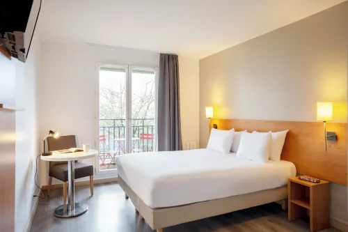 Séjours & Affaires Créteil le Magistere Hotels in Saint-Maur-des-Fosses