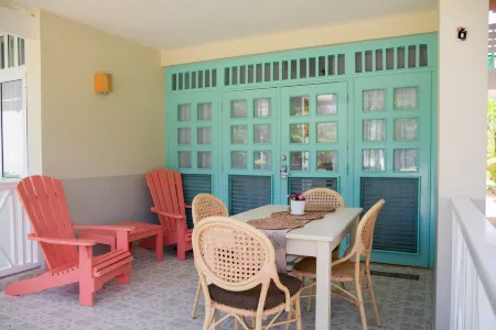 El Pelicano Apart-Hotel