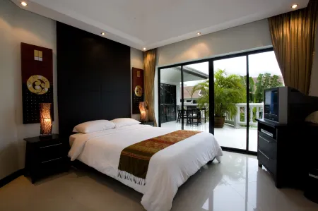 Palm Grove Resort, Pattaya Отели рядом с достопримечательностью «Columbia Pictures Aquaverse»