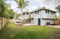 Cozy Retreat Near Crooked Lake with Gym, Games & Deck Views Hotels in Babson Park