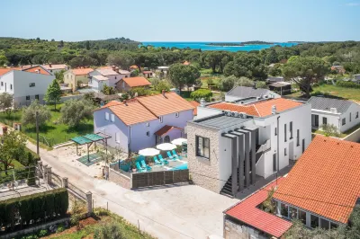 Valla Studio Apartments with Free Bikes Hotels near Fazana