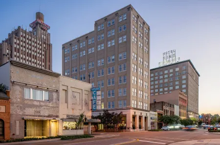 Hilton Garden Inn Jackson Downtown Отели рядом с достопримечательностью «Государственный университет Джексон»