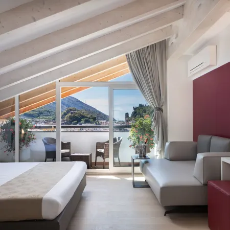 Hotel Continental - TonelliHotels
