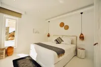 Pili Pala Suites Hotels in Antiparos