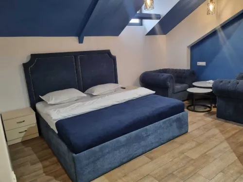 Days Inn Hotel - 2-Star