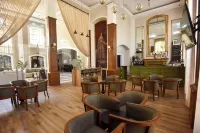 Plaza Camelinas Hotel