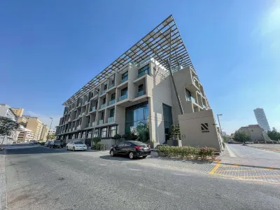 Czechin - Signature Livings Hotels near Liwa desert