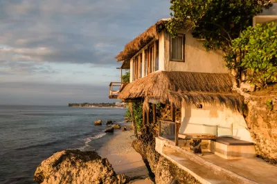 岩礁旅館 Anantara Spa附近的飯店