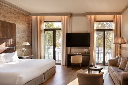 杜克薩德卡多納4星高級酒店