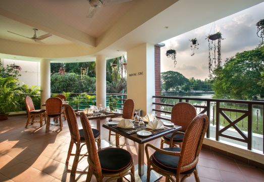 바리살 숨겨진 명소