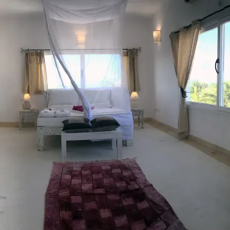 Life Resort St. Thomas Royal Palm