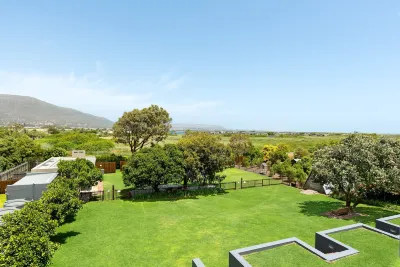 落日壯麗旅館 Noordhoek Beach附近的飯店