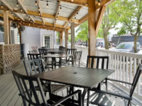 Hotel Frankfort & Restaurant Hotels in Frankfort