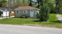 Wasaga Beach Inn and Cottages Hotels in Wasaga Beach