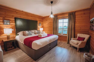 Merklands Wood Luxury Lodges Hotels in Peebles