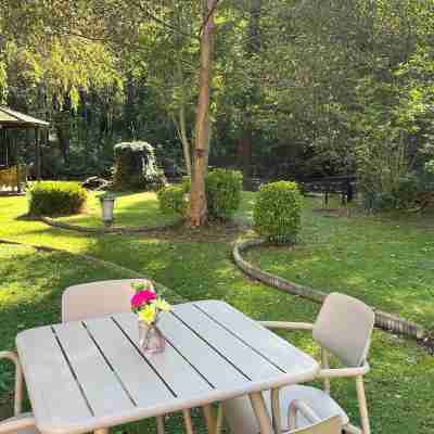 Le Moulin d'Orgeval Hotel Exterior