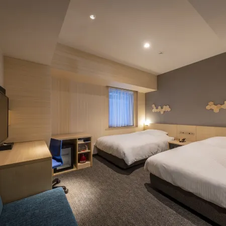 Jr Clement Inn Kochi