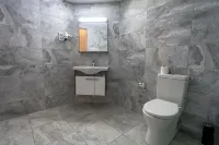 Piyes Otel