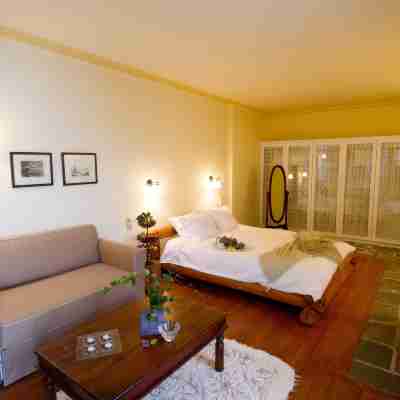 Mir Boutique Hotel Rooms