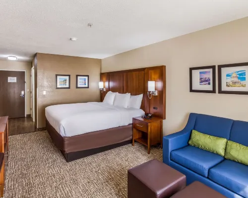 Comfort Inn Hotels near Watt Powell Stadium
