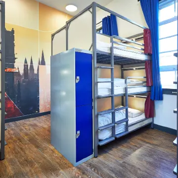 St Christopher's Edinburgh Old Town Hotels near National Museum of Scotland