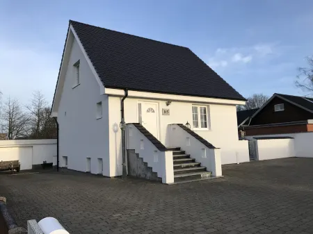 Møllehuset Отели в г. Икаст-Бранне