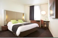 Hôtel Campanile Dijon - Congrès Clémenceau Hôtels à proximité de : Nike Factory Store - Quetigny