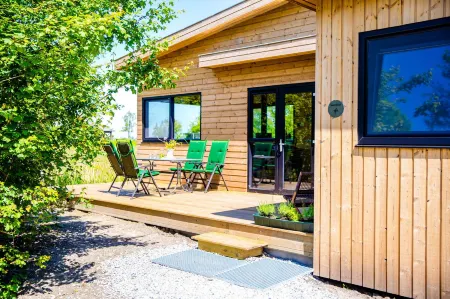 Waterlodge Sweltsje in Nes Отели в г. Tersoal