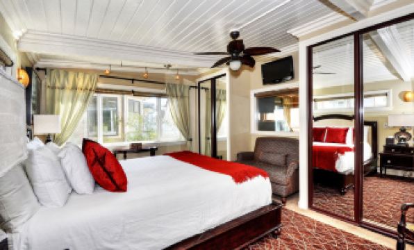 Villa Rustico at the Retreat in Laguna Beach