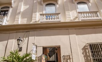 Al Alma Apart-Suites