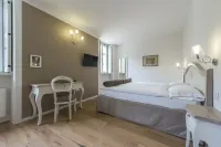 Villa Italia Luxury Suites and Apartments - balcón