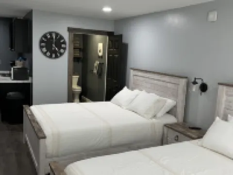 Fox Run Resort Hotels in Mingo County