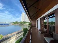 พุทรี ดุยุง อันโคล - ติดทะเล