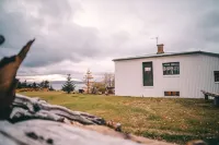 Bessastaðir Guesthouse - Beach