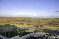 Stormy Castle - 6 Bedroom - Llangenith