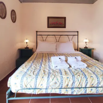 Mira El Mar by Corfuescapes