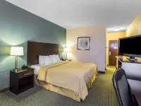 Quality Inn Hotels in Fitzgerald