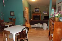 Family and Friends 4 Bedroom Newer Vacation Home