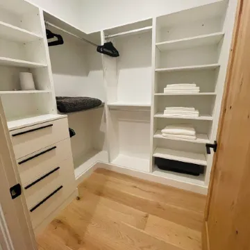 Luxurious King Suite in Gilbert. Private Entrance!