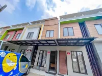Colombus Residence Karawang Mitra RedDoorz Hotels in West Karawang
