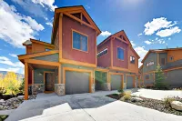 Upgraded Rocky Mountain Classic w/Private Hot Tub & Game Room, Free WiFi